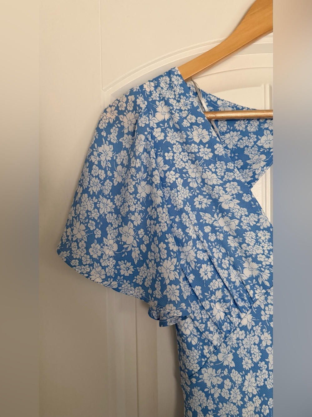 Altar’d State Blue Floral Midi Dress - Picture 6 of 7